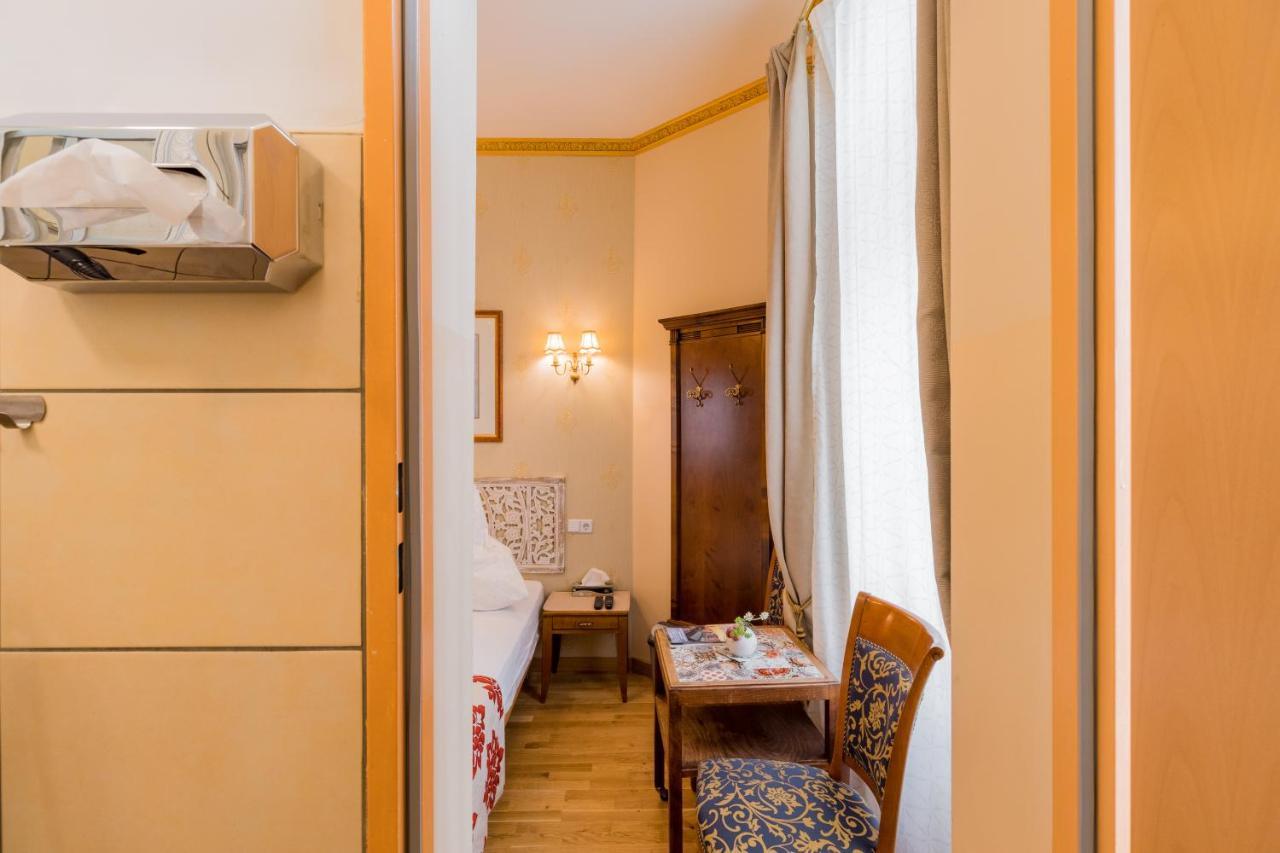 Arbio I Parlamento Near Schonhauser Allee Guest house 2*